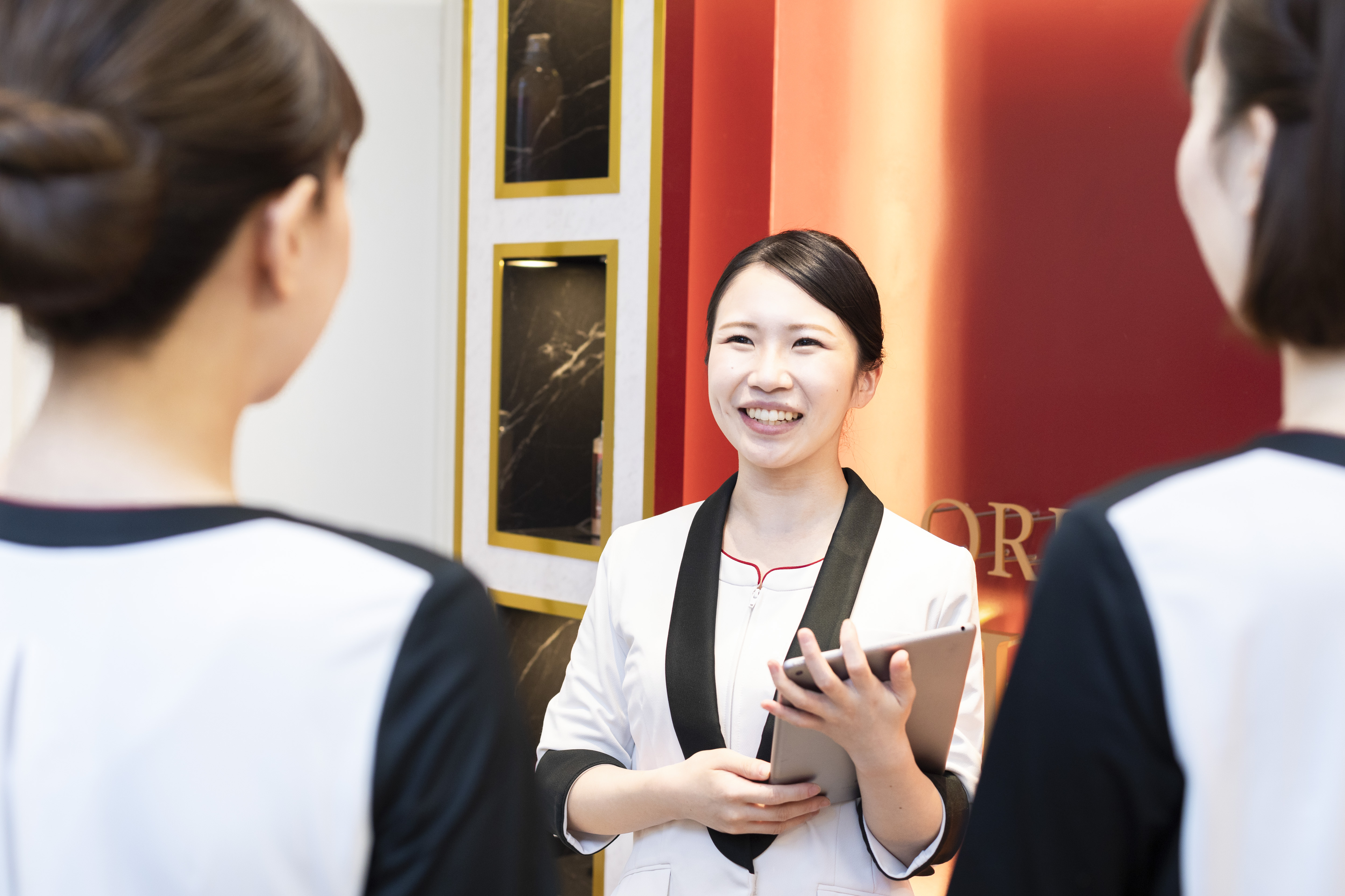 一日の仕事の流れ| 現場社員編