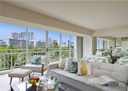 社員旅行ではハワイに行くこともあります！