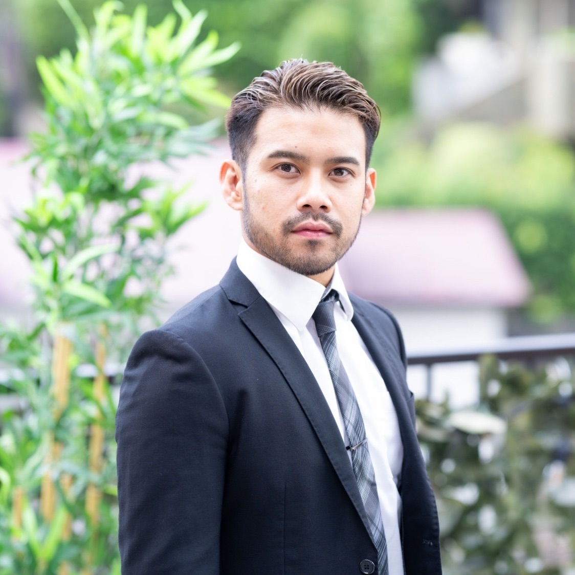 Logan kozeki
