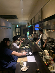 飲食店オーナーとの情報交換。貴重な情報を得られます。