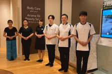 人気温浴施設内/多数キャリアあり50人規模のマネージメント経験ができる