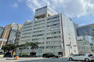 大阪の北新地にオフィスがあります。（西梅田駅より徒歩6分）