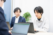 【経営に直接アクセス】月1の代表直下レビューで、戦略・数字・自分の伸びがわかる