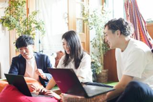 ホテル業界｜夜勤なしのゲストサポート。好きな仕事を、無理なく続けませんか？