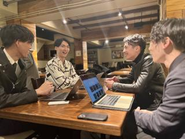 様々なキャリアを歩んできた20 代のメンバーが活躍中！