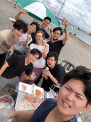 インターン生も一緒に猿島でBBQ！