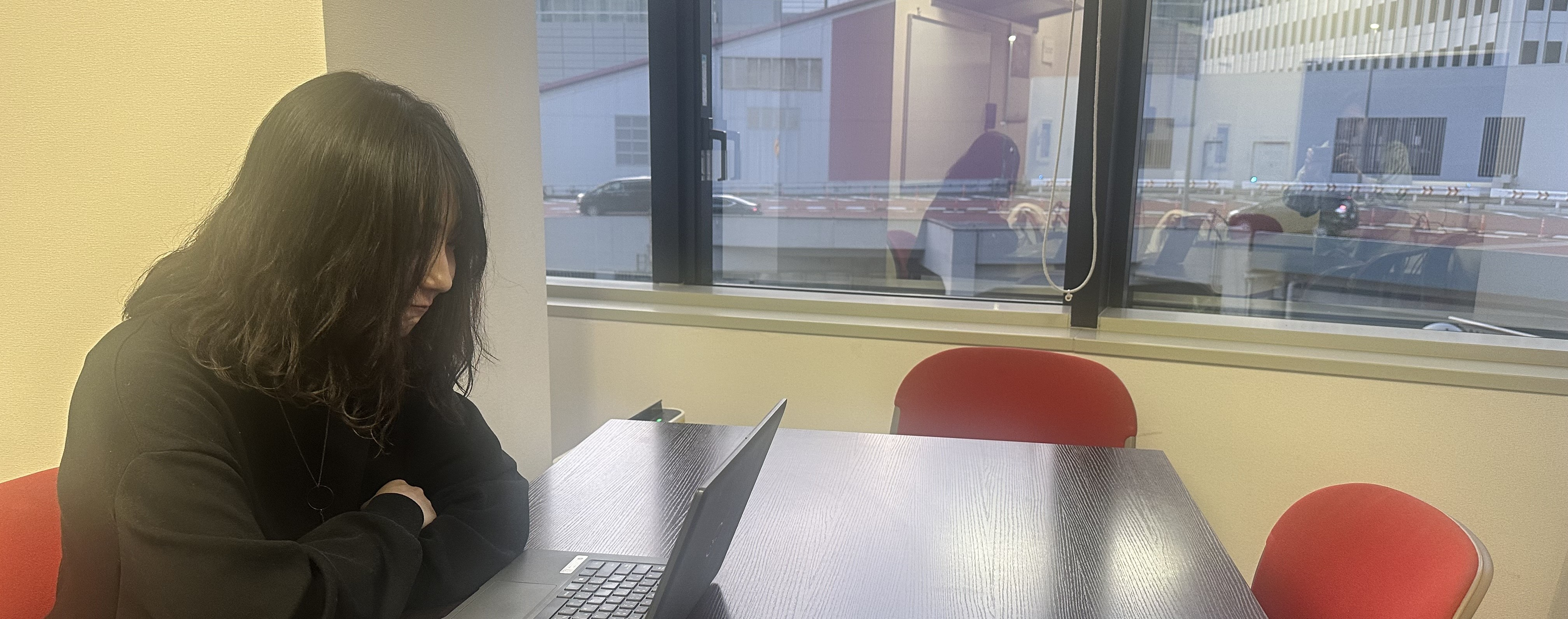 インタビュー記事から始まった挑戦　今度は私が誰かの挑戦を後押ししたい　～開発職インターン インタビュー～