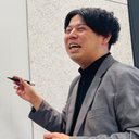 中村 駿介