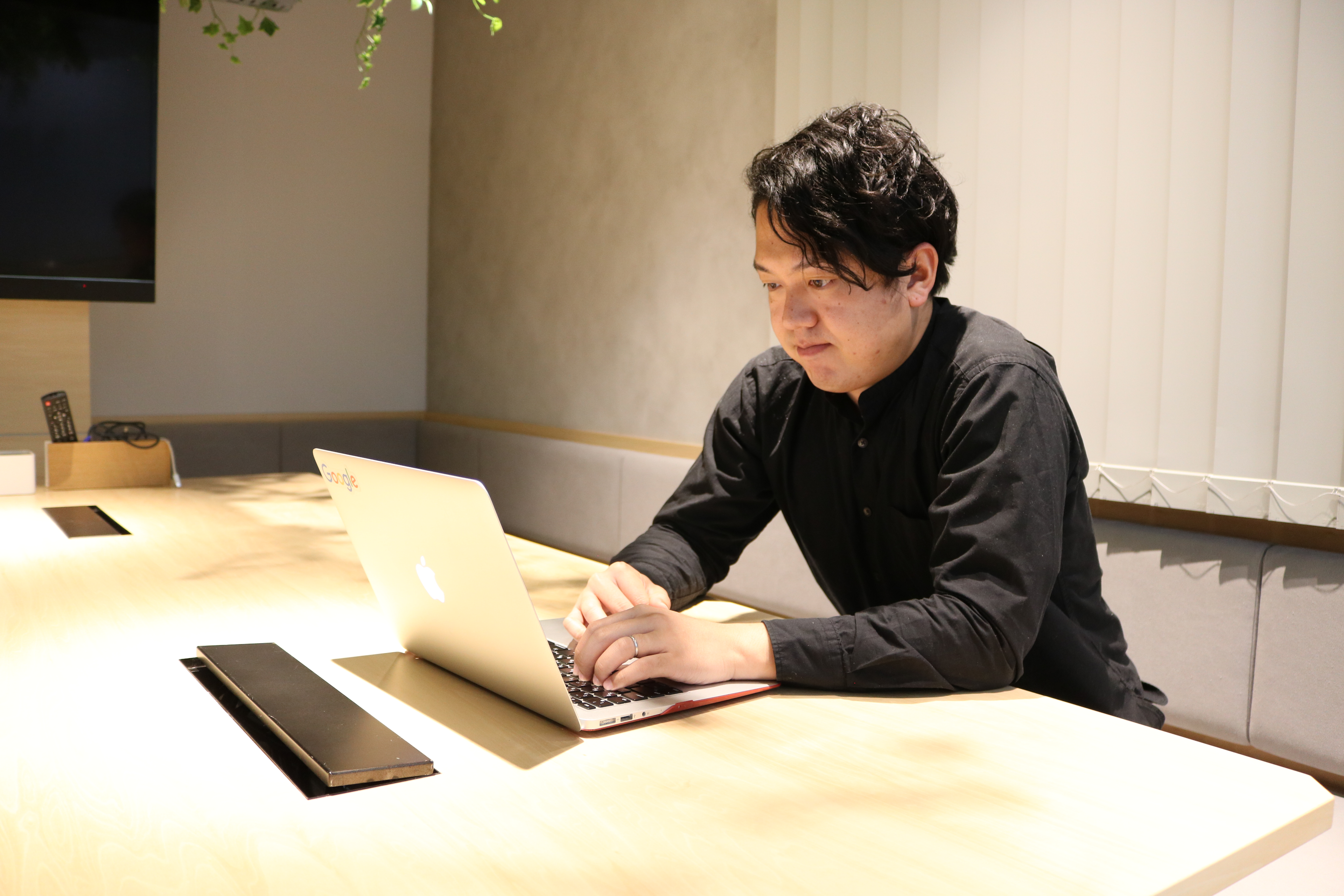 【人事ブログ　Vol.2】「商売の本質を学びたい」常に成長を求めるブランドマネージャーの軌跡