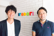 カラフルなオフィスで楽しく仕事！
