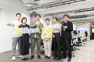HanaGroup東京オフィス社内にて