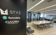 企業、NPO、そして3つの事業（STYZ/Tech、Syncable、CULUMU）が連携して、社会課題の解決に取組み、協働のサイクルを創出します。