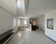 Living~Kitchen+Dinning