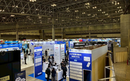 さまざまな展示会に参加するので、幅広い業界知識が得られます