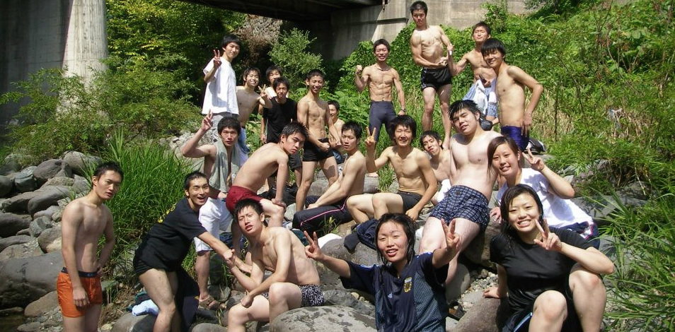 新卒で入った会社を10ヶ月で逃げ出し、マンガ喫茶生活を経て通販で起業するまで