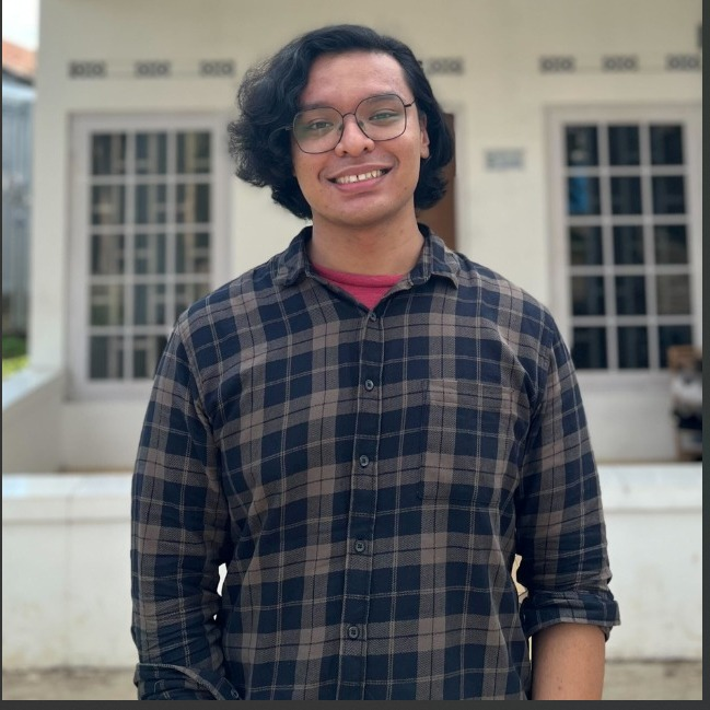 Adirakayan Lontar Karuna