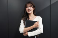 社内平均年齢は36歳と落ち着いていて、女性営業社員も活躍しています！