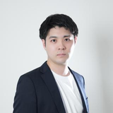 安達 徹
