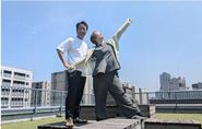 天気の良い日はオフィスの屋上でリフレッシュ♪オンオフの切り替えも大事にしています！