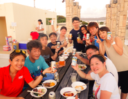 お客様とBBQ（シーサー屋上にて）