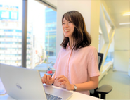 数十社の顧客対応をしている若手社員