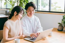 経験なしからデザイナーを目指すならL&S！仲間と一緒にスキルアップできる！