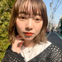 MOMO HIURA