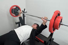ダンベル80kg上がる学生さん募集！！筋トレも仕事も熱く取り組みませんか？