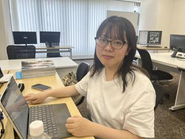 インターン生も大活躍中！学生でも、社会人と同じレベルの仕事に本気で挑戦できます。だからこそ、みんな本当に生き生きしています♪