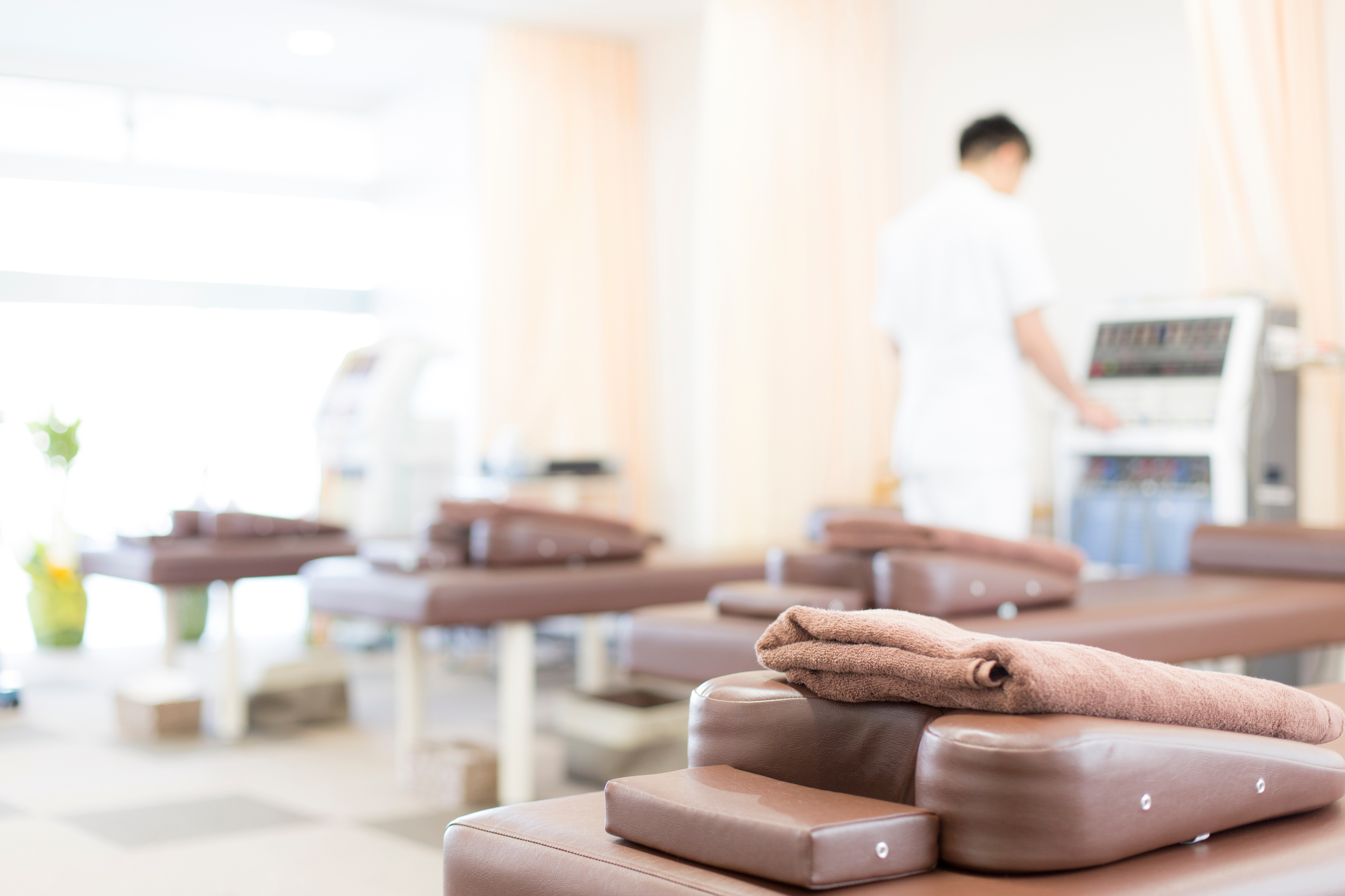 治療院業界の成長を支える。