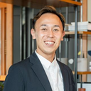 山根 理