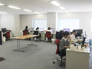広々としたオフィスでゆったり仕事