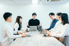次世代AIテックカンパニーでAI時代のWEBデザイナーを募集！