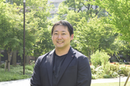 CEOの矢野はカナダ・McGill大学 土木工学・都市計画を首席で卒業。外資系投資銀行での海外支部、大手オンラインゲーム配信会社にて投資を担当後、PIAZZAを創業。 "気づけば人と人が支え合えている。そんな、地域や街を増やしていきたい。"との考えでPIAZZAの成長を牽引しています。