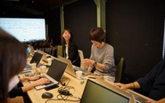 1社複数担当制。様々な知見を持ったメンバーが集まり、顧客課題はチームで解決していきます。