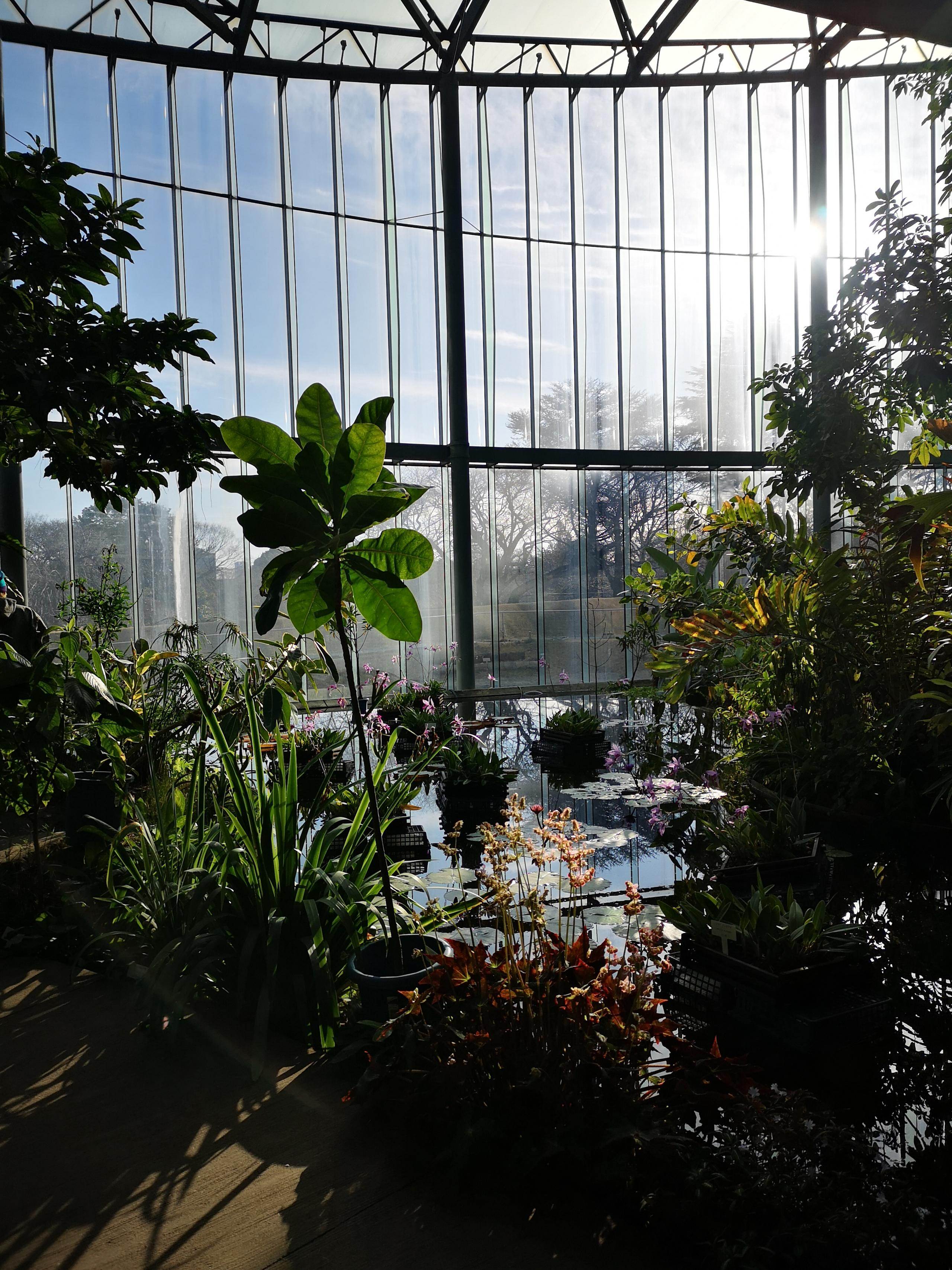 オフィスの『外』を、楽しんでいます。