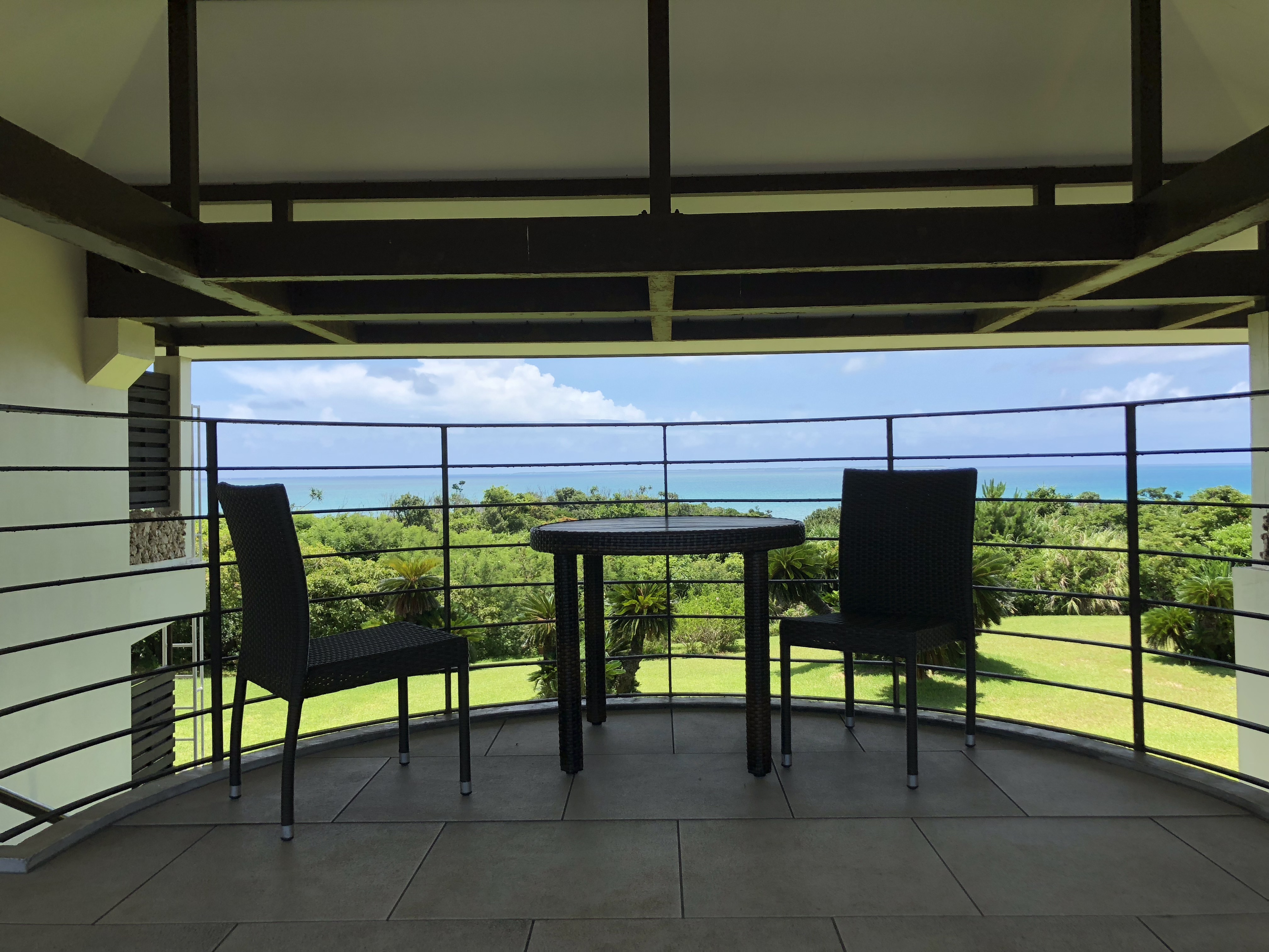 有給休暇を取って沖縄の小浜島に行ってきました！