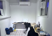 最初期のオフィス。今は1000倍の広さです。