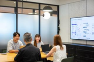 提供しているアプリの一つ「Santa」は韓国と日本で800万人以上のユーザーが利用する英語学習アプリです。