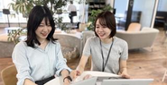 入社時研修のインプットから、配属後の指導やフォローまで、チームで対応します！