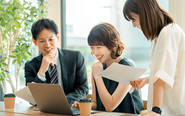 ジュエリー業界未経験の方も歓迎！チャレンジ精神がある方も、ぜひエントリーをお待ちしております。
