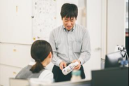 何気ない会話から仕事のアイデアが浮かぶことも