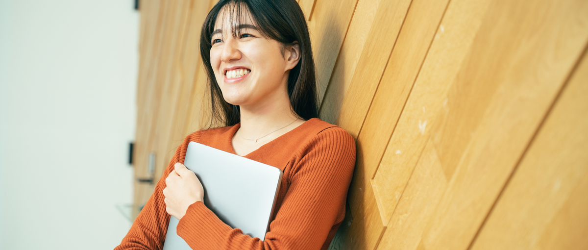 東証一部上場の成長企業で自社BtoCサービスのWEBデザイナーを募集！