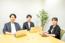 顧客にハイタッチで向き合い、プロジェクトリードするカスタマーサクセス募集！