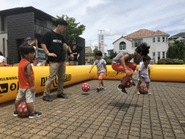 真剣なこどもたちと遊びながら学ぶ機会を創出します。