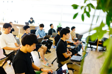 会社の信頼性全体を支える縁の下の力持ち。Corporate SRE募集！