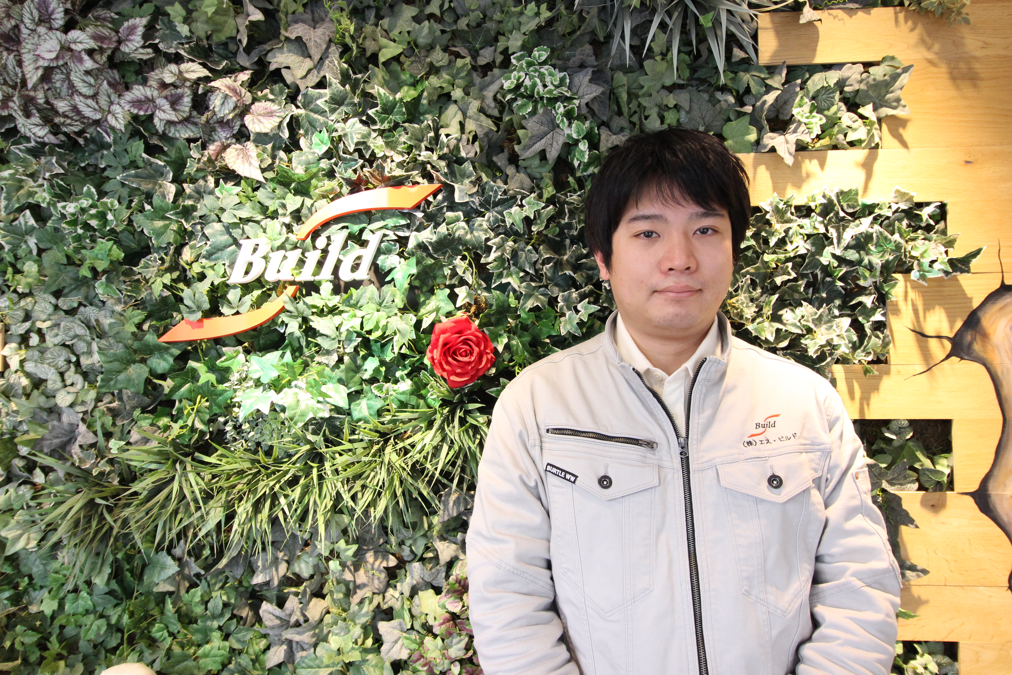 【社員インタビュー】自分の手によって新しいオフィス空間に変わる