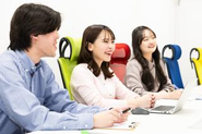 社員としてのマインド・行動指針として「5value」を設けています。Stance・Teamwork・Challenge・Humanity・Business skillの5つを意識できるよう評価制度にも取り入れています。