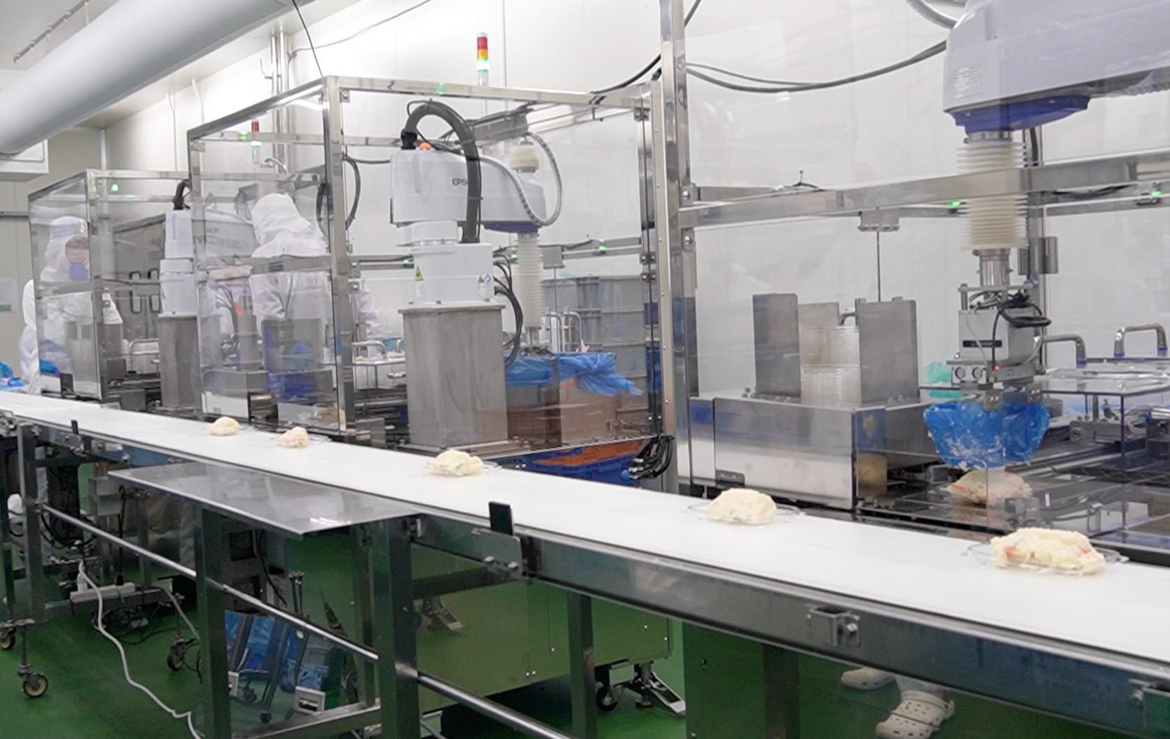 NHK朝の ニュース番組にて「盛付ロボット」について紹介されました。