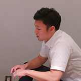眞里谷 慎司
